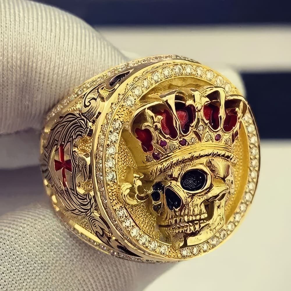 Bague Tête de Mort Pierre Scintillante