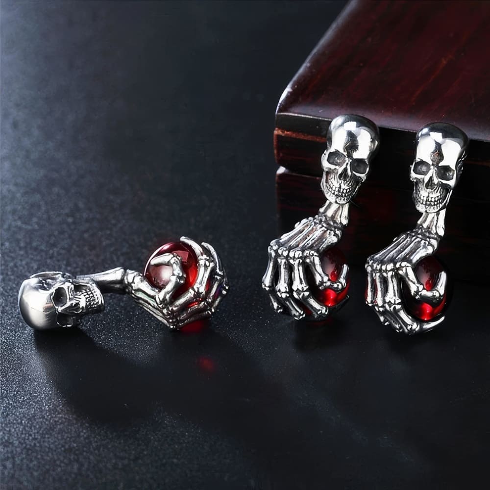 Collier Tête de Mort et Main de Squelette