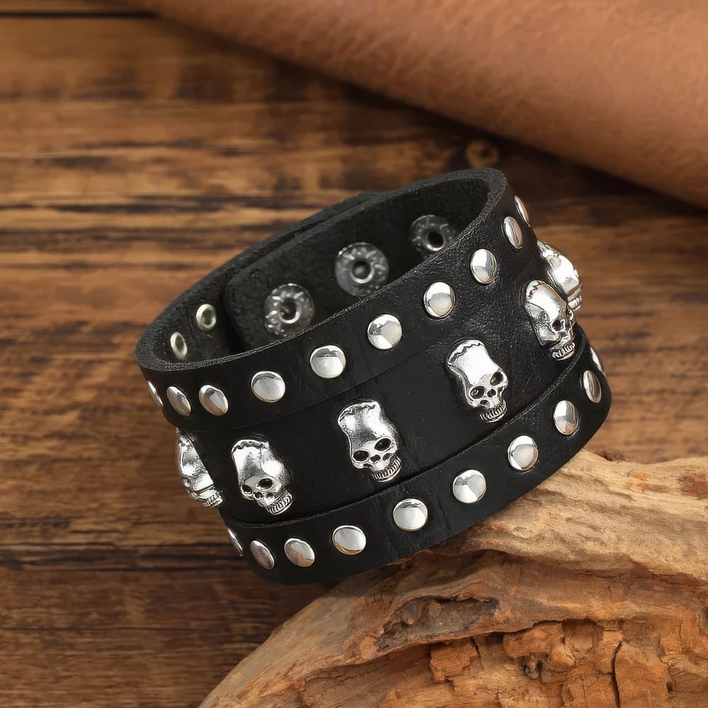 Bracelet Skull À Rivets