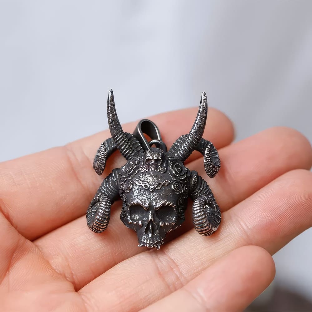 Collier Tête De Mort Satan